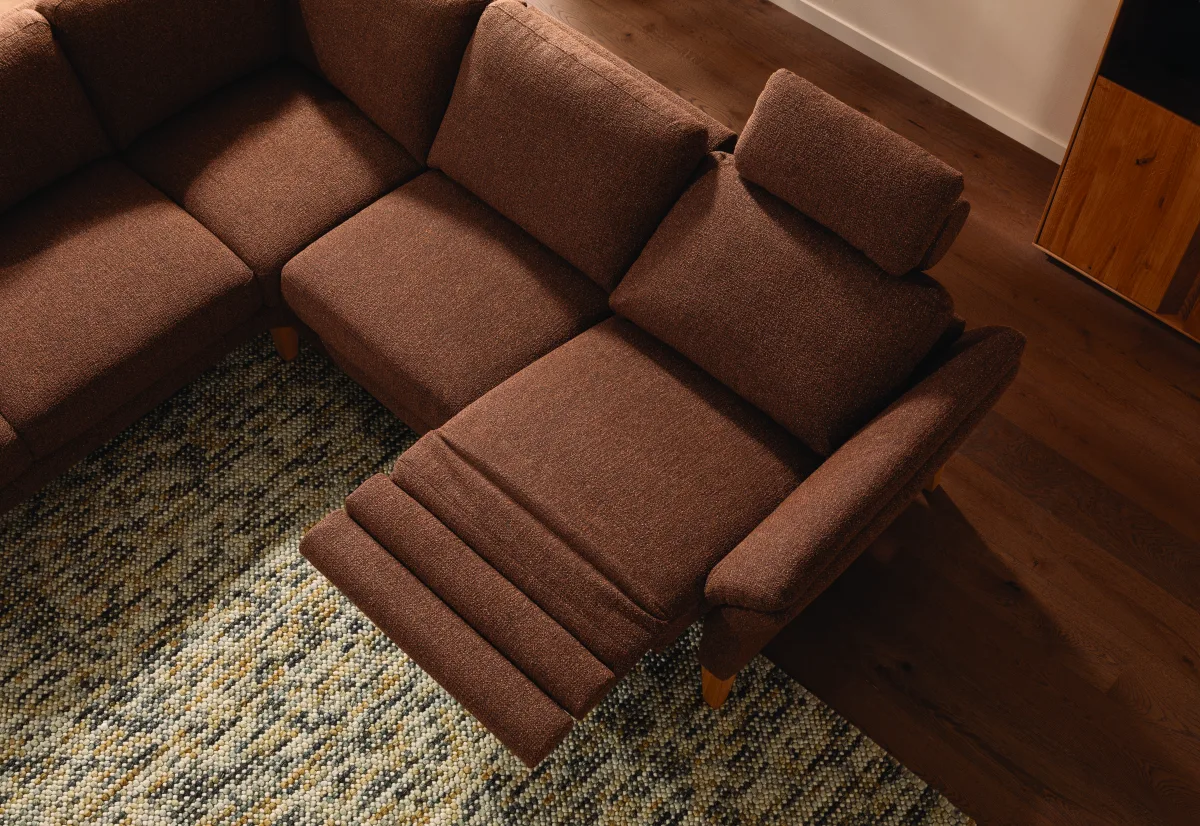 Ecksofa Rockport A - Ecke links mit 2,5-Sitzer, inkl. Relaxfunktion (motorisch), Sitzauszug (motorisch) und Armlehne klappbar, Stoff, Caramel