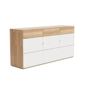 Sideboard Koruna – Eiche massiv legno geölt, Front oben Holz sägerau, unten Glas cremeweiß